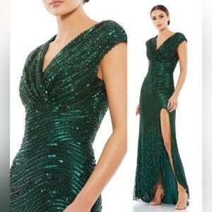 Mac Duggal 5441 Green Cap Sleeve Sequined Beaded Evening Gown Sz 12 - NWT $598